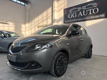 Lancia Ypsilon 1.0 FireFly 5 porte S&S Hybrid Gold