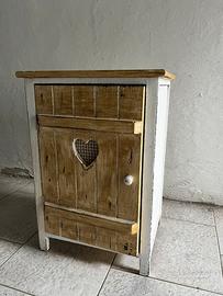 Mobiletto bagno, cantina, ingresso