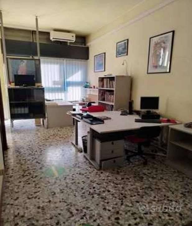 Immobile in asta di 145 m² con più di 5 locali a P - Vista 4