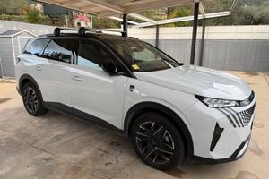 Peugeot 5008 benzina Hybrid GT LINE iva esposta