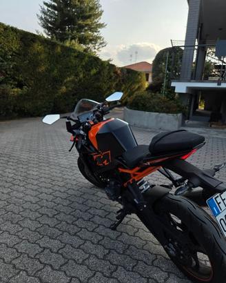 KTM RC390