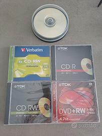 10 CD + 1 DVD nuovi