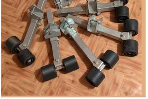 SET RULLI PER CARRELLO PORTABARCA