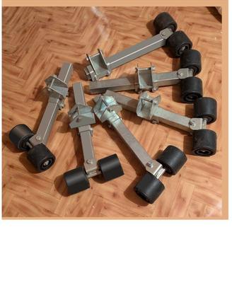 SET RULLI PER CARRELLO PORTABARCA