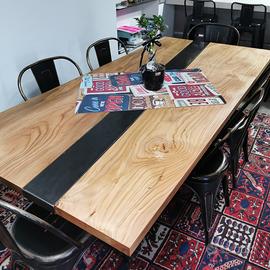 tavolo stile industrial