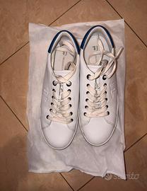 Scarpe trussardi