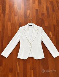 Abito elegante da donna color avorio effetto lino