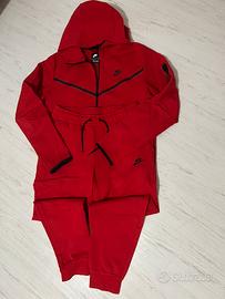 Nike tech fleece rossa
