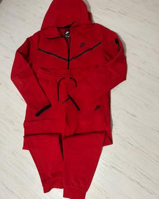 Nike tech fleece rossa