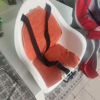 seggiolino bici anteriore e caschetto