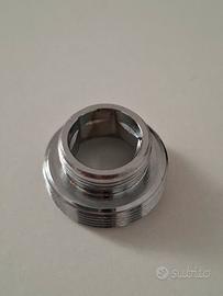 Adattatore per rubinetto  M16-M22