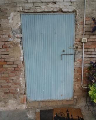 Porta in ferro