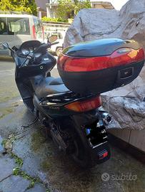 Scooter Yamaha T-max 500