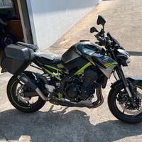 BORSA CON SUPPORTO PER KAWASAKI Z900 2021