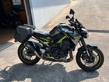 BORSA CON SUPPORTO PER KAWASAKI Z900 2021