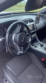 Jaguar XE R-Sport