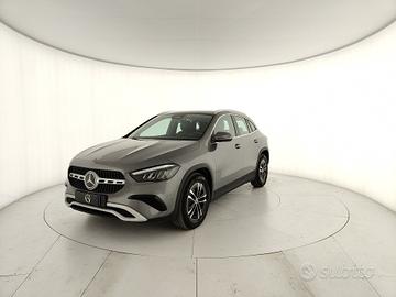 MERCEDES-BENZ GLA 180 d Advanced auto