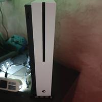 Xbox One S - 1000 gb + CONTROLLER
