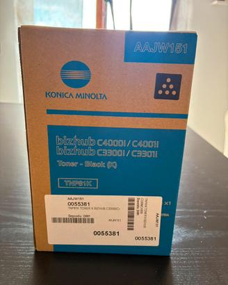 Toner Konica minolta ciano, magenta e nero.