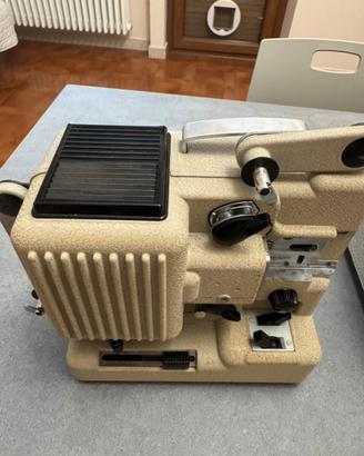 Eumig P8 Automatic  8mm , mancano bobine