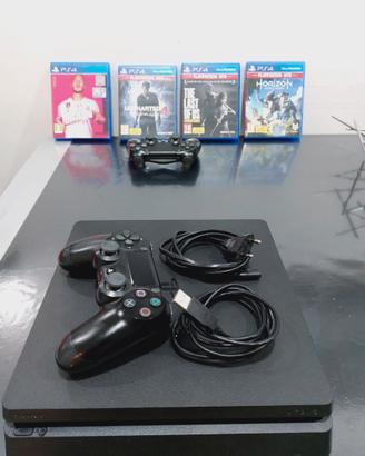 Playstation 4 - Lite - 1 Tera + 4 giochi originali