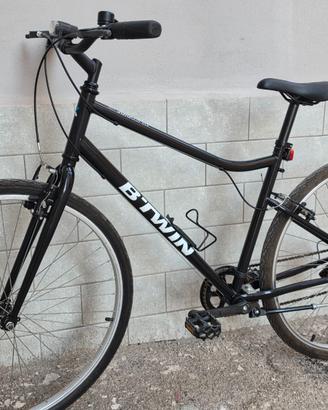 Bici 28" b'twin Riverside PARI AL NUOVO