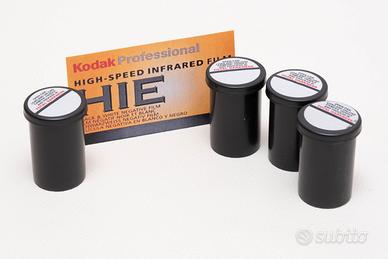 Kodak High-Speed Infrared (HIE) 135 - 36 pose