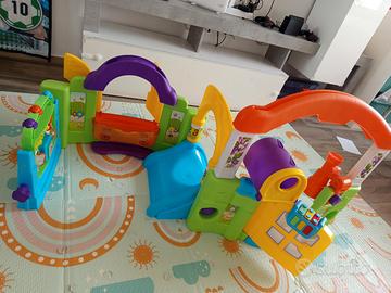 palestrina multi attività casetta Little tikes 