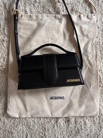 Borsa Jacquemus modello Bambino nera