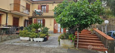 2 LOCALI A DIANO MARINA