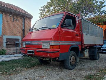 Nissan Trade ribaltabile
