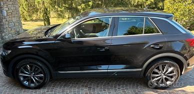 Auto T-Roc 2.0 TDI Advanced 150 CV DSG 4 Motion