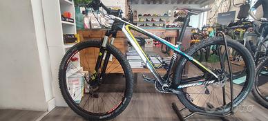 Mountain Bike SANTS SM29 - full carbon