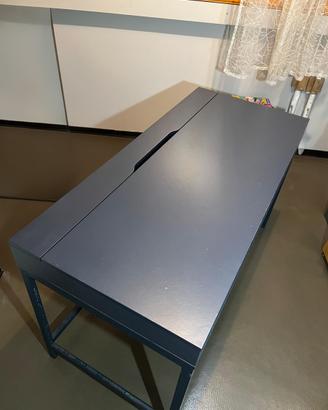 scrivania ikea
