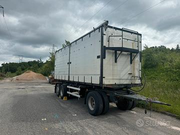 Rimorchio ribaltabile