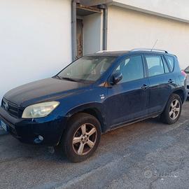 TOYOTA RAV 4 2.2 D-4D del 2007