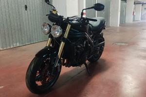 Triumph Speed Triple 1050