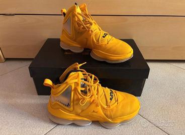 Scarpe da basket Lebron XIX