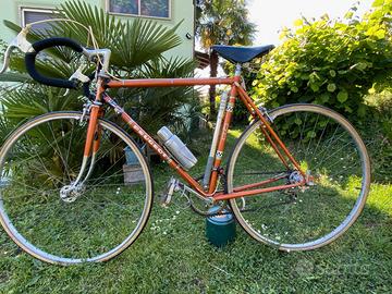 bici corsa per   EROICA