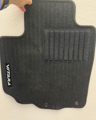 Tappetini moquette Suzuki Vitara 22-25 Originali