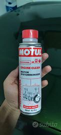 Motul engine clean