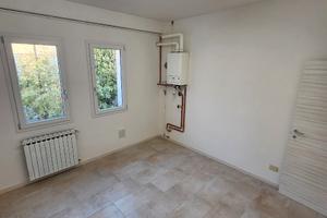 Ufficio-laboratorio 110 m² ristrutturato a Modena