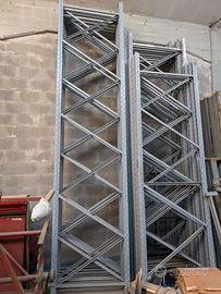 Scaffalature industriali diverse misure