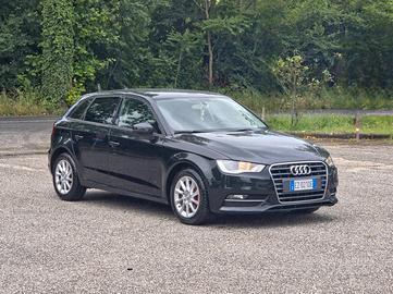 Audi A3 1.6 TDI clean diesel Ambiente CV-100 2015-