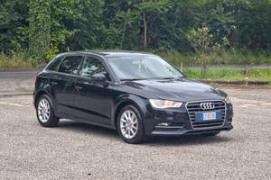 Audi A3 1.6 TDI clean diesel Ambiente CV-100 2015-