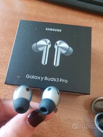 Buds 3 Pro auricolari 