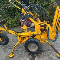 E225 - Micro escavatore 3 q
