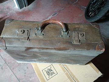 valigia antica 