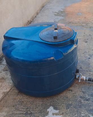 Cisterna acqua da 300 e 500  litri. 