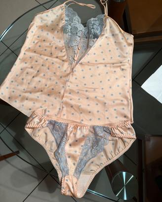 Completo intimo